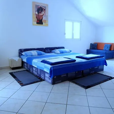 Apartments Slavica Trogir Trogir