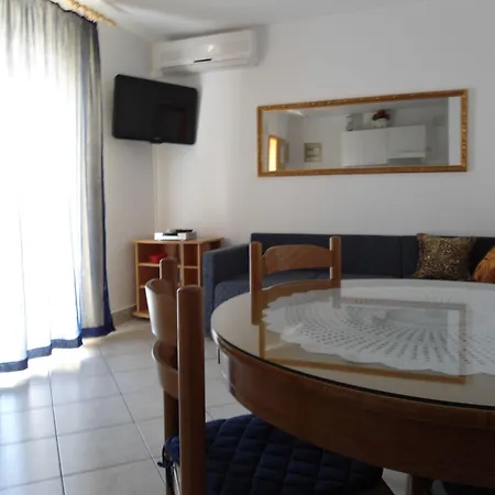 Apartments Slavica Trogir