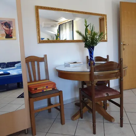 Apartments Slavica Trogir Apartman Trogir