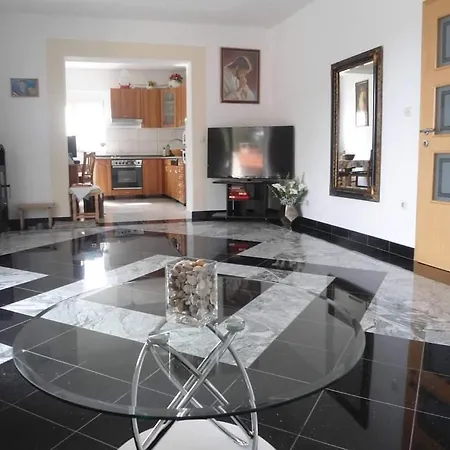 Slavica Apartament