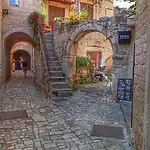 Apartments Slavica Trogir *